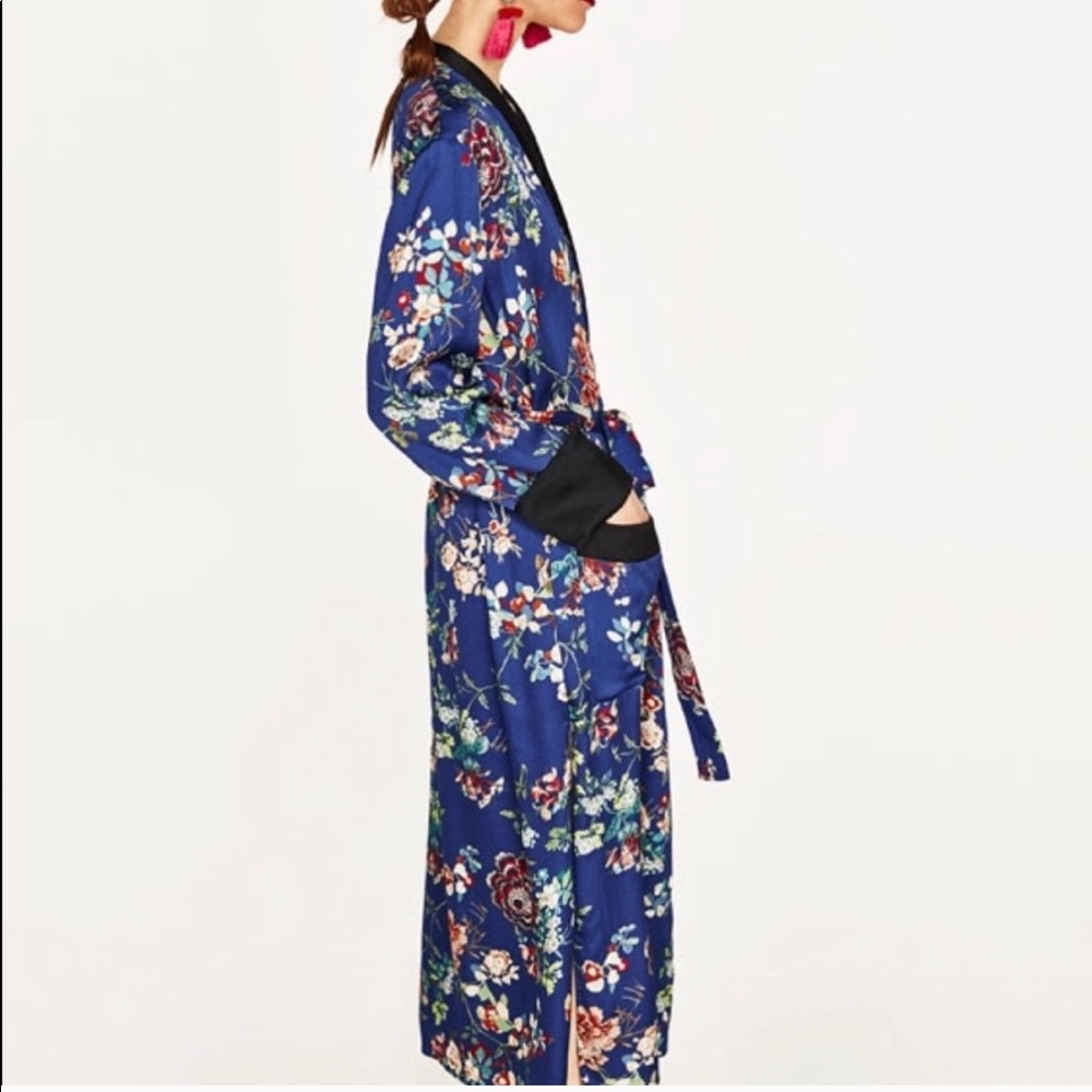 NWT Zara Blue Long Floral Satin Kimono Robe Dress - Picture 5 of 8